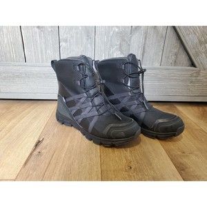 THE NORTHFACE WATERPROOF BOOTS WOMENS SIZE 7.5 BLACK